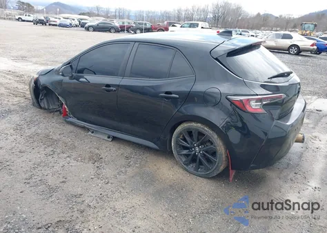 2021 Toyota Corolla Se Nightshade Edition z USA, uszkodzony, nr VIN JTND4MBE0M3118605